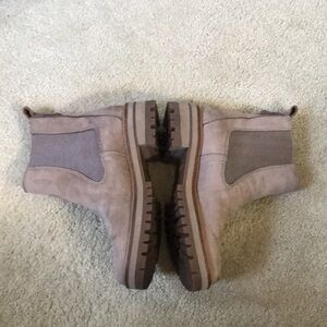 Timberland Women's Combat Boots in Taupe and Brown